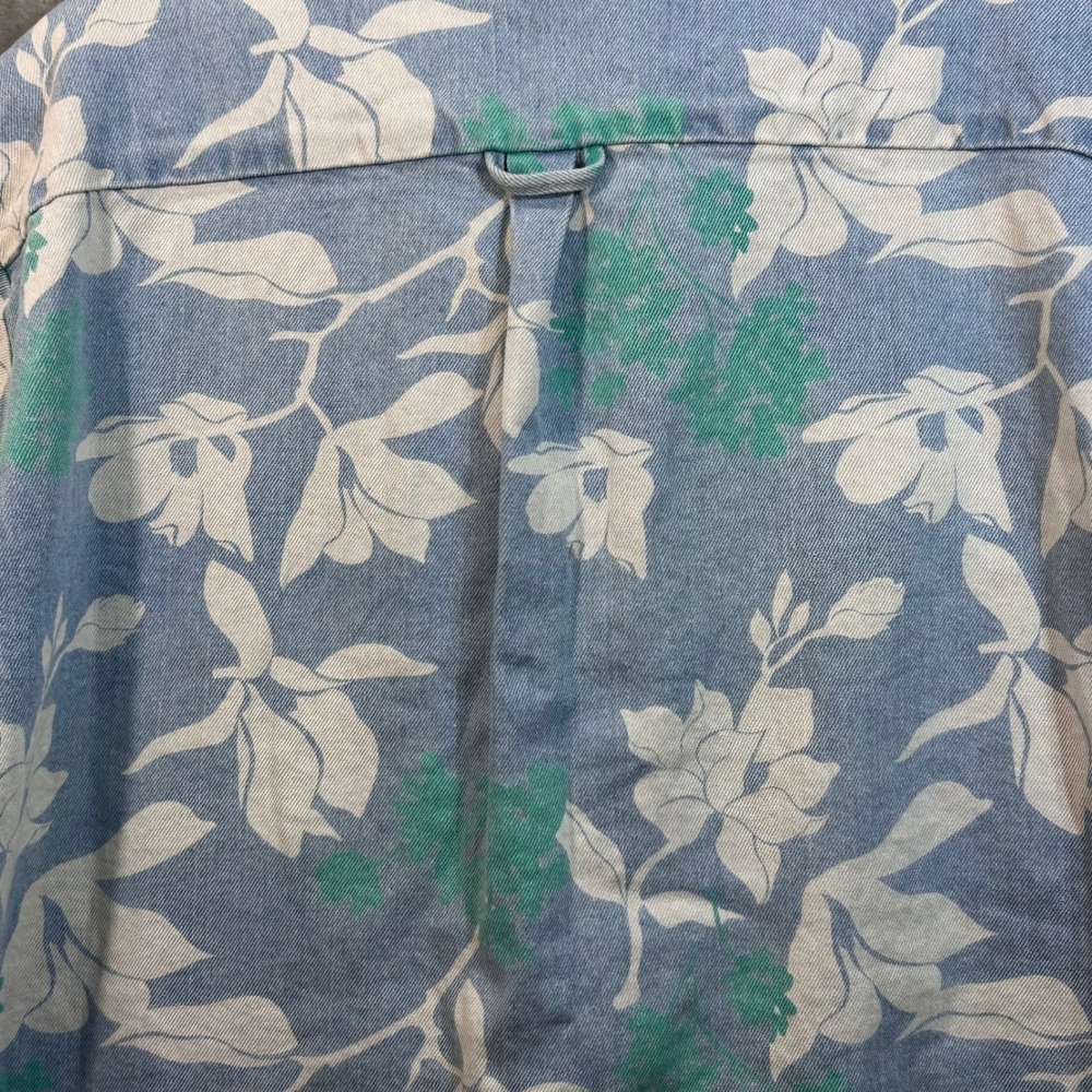 NWT Disney Color Me Courtney‎ Princess Tiana S Button Down Hawaiian Denim Shirt - Picture 7 of 13